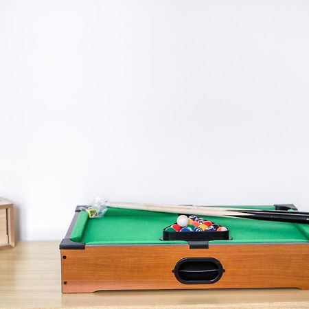 Ferienwohnung Grand Line - Parking- Métro 5 - Easy Check-in - Netflix - Disney Plus Pantin Exterior foto