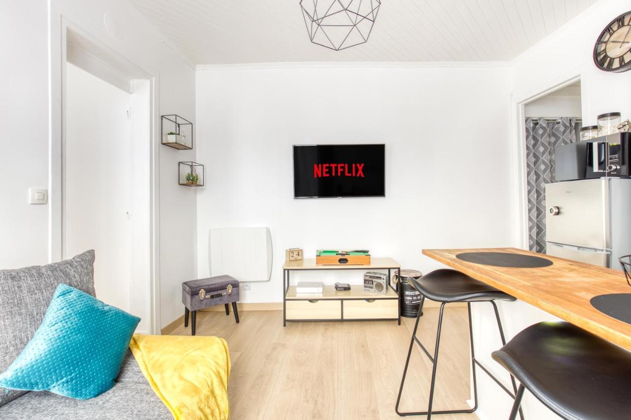 Ferienwohnung Grand Line - Parking- Métro 5 - Easy Check-in - Netflix - Disney Plus Pantin Exterior foto